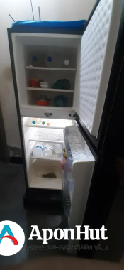 Walton refrigerator