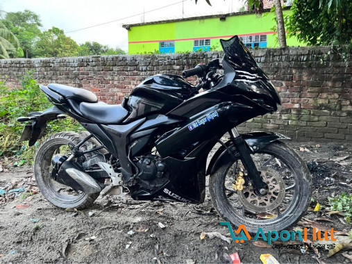 Suzuki Gixxer sf black Dd Used Bike