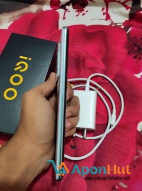 Vivo Iqoo Z7 Pro Used Phone Price in Bangladesh