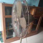 Pak stand Fan 24" Used